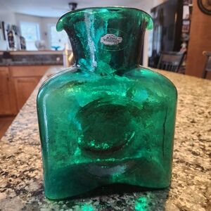 BLENKO Handcraft Emerald Green Glass 8" Double Spout Water Bottle #384